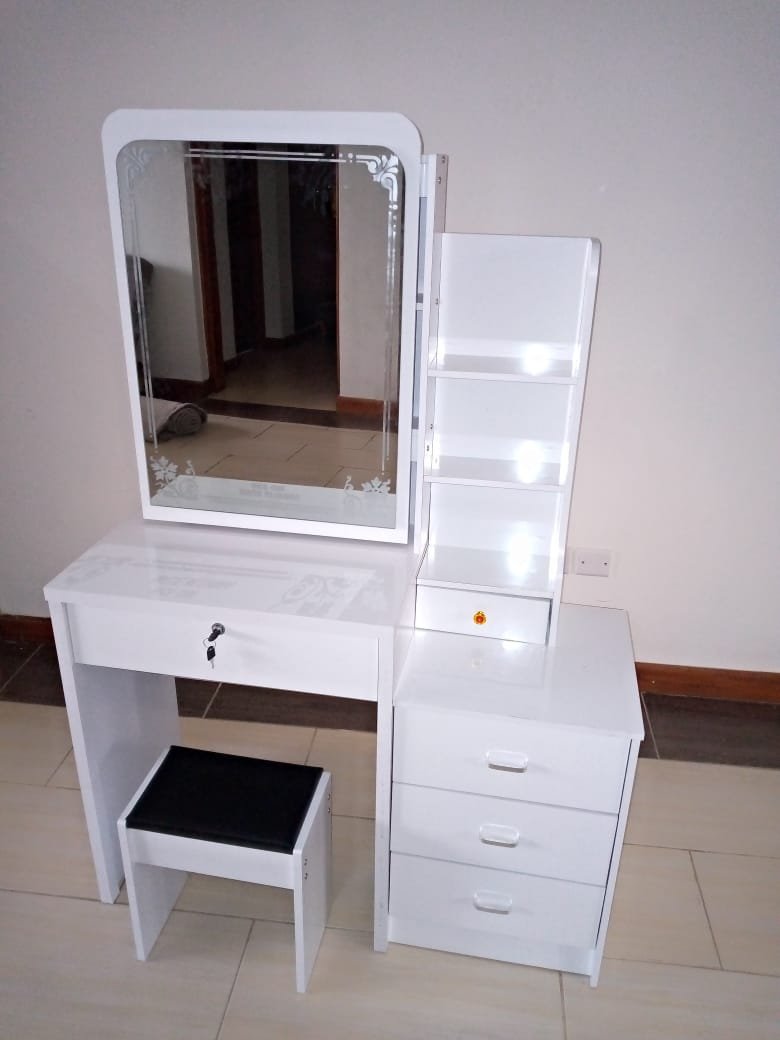 Dressing-Table-1.jpeg