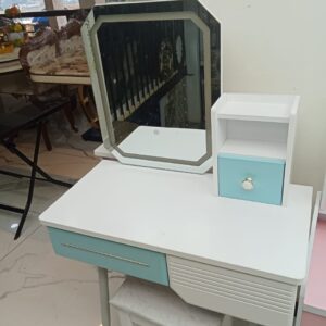 LED Dressing Table