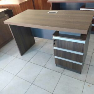 Office Desk(1.4m)