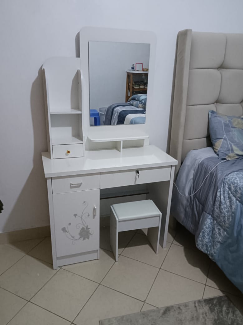 Dressing Table Set (1) Dressing Table Set (1)