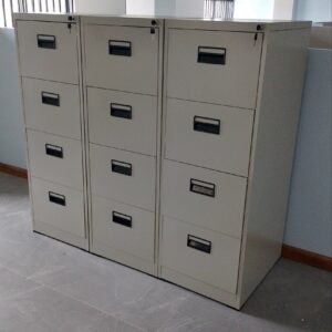 Filing cabinet (four drawers)